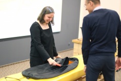 Magdalena Dembska, "Po wywrotce. System wspomagający odwracanie kajaka dla początkujących kajakarzy." Promotor: dr Paweł Gełesz, recenzent: dr hab. Marek Średniawa  fot. T.Kwiatkowski
