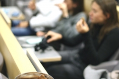 Magdalena Paździor „Tradycyjne wyroby cukiernicze. Studium i ponowna interpretacja ze szczególnym uwzględnieniem współczesnego zarządzania czasem oraz relacji międzyludzkich.”  promotor: dr Tomasz Kwiatkowski, recenzent: dr Paweł Gełesz fot. T.Kwiatkowski